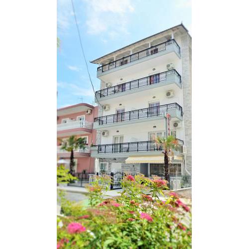 Giannis Hotel
