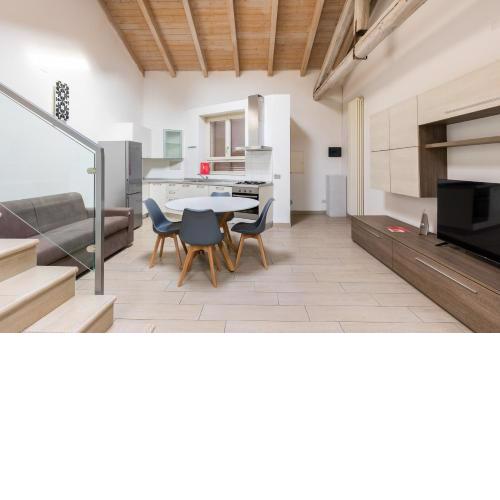 Giorgi Homes - Erbosa Duplex by Wonderful Italy