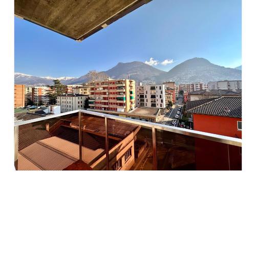 Giovines Home - Happy Rentals