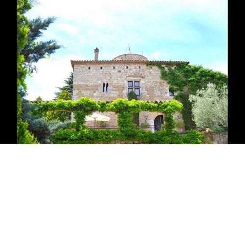Girona Villa Sleeps 14 with Pool
