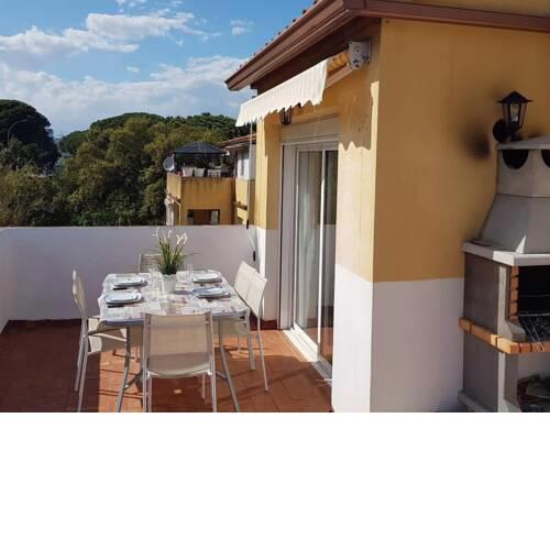 Girorooms apartament amb terrassa a s'agaró toni