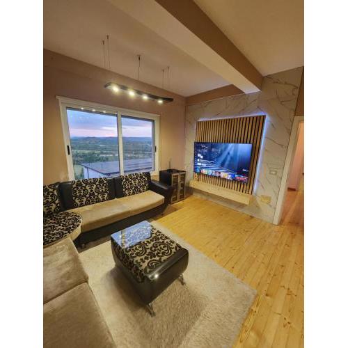 Gjovi Apartment