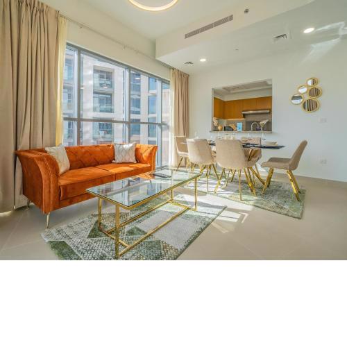 Glamorous Apartment Facing Burj Khalifa