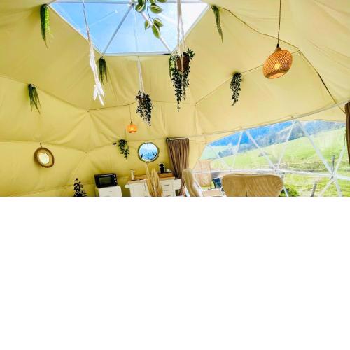 Glamping Hohe Wand - Zelt mit Sternenfenster und Whirlpool