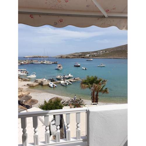 GLAROS luxury apartments in folegandros