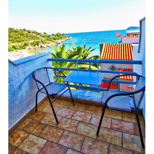 Glastres beach apartment