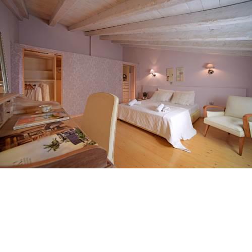 Glavounos House