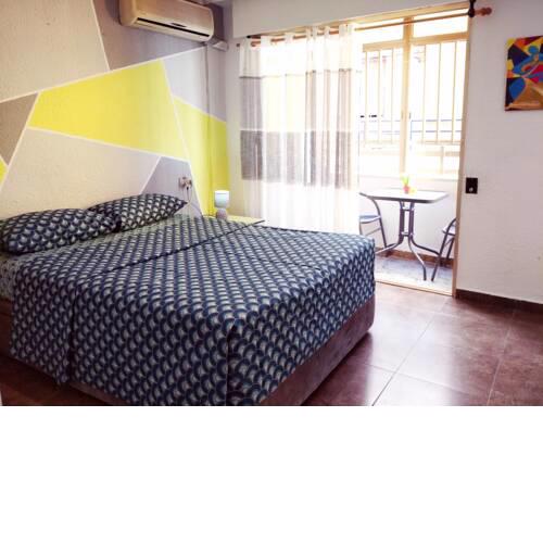 GLORIA HOST HOUSE