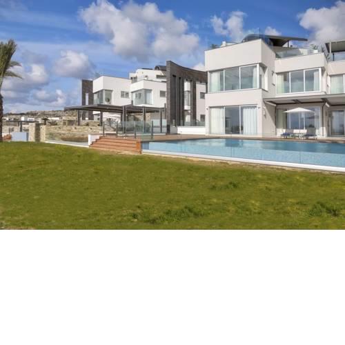 Glory Beachfront Elite Villa