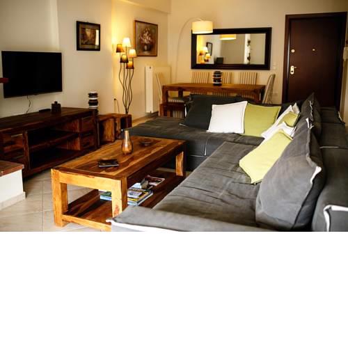 Glyfada Family Apartment