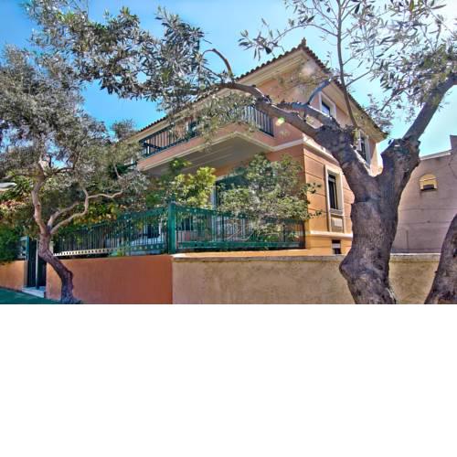 Glyfada Seaside Residence