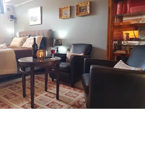 Glyfada's Cosy Apartments