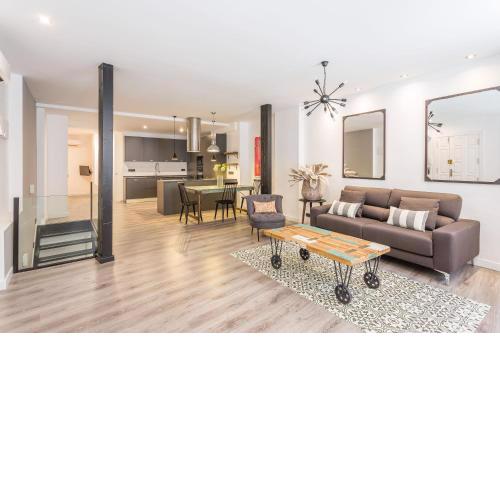 Gobernador Industrial Style, by Presidence Rentals