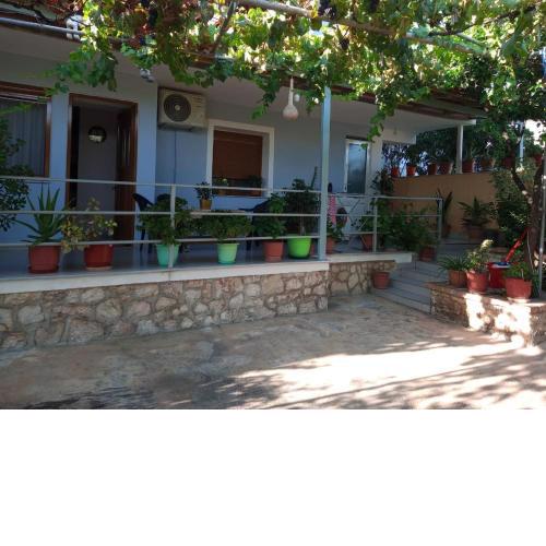 Goga Holiday Home