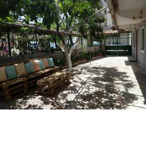 Gogo's Sea Side Apartment