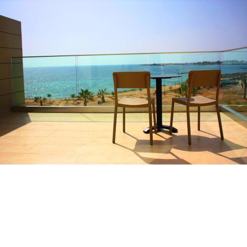 Gold Lagoon Kosher Hotel
