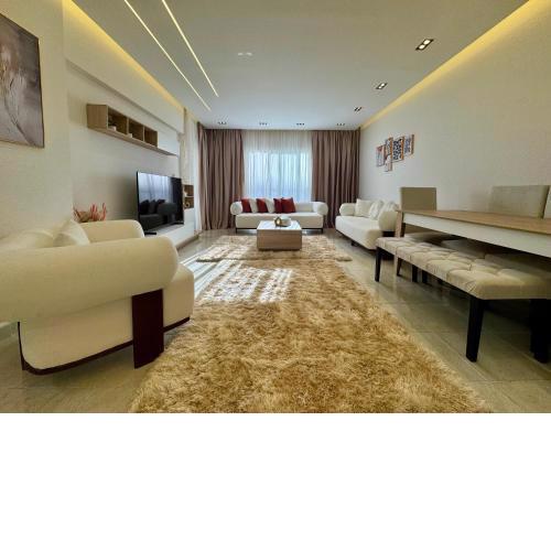 Golden 2 BDR Apartment In Rehab City