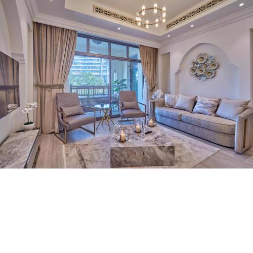 Golden Angles - Peak living luxury 2BR Souk AL-Bahar Beside Dubai mall & burj khalifa view