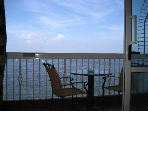 Golden Jewel Apartment Hotel - Stanley
