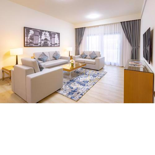 Golden Sands Suites