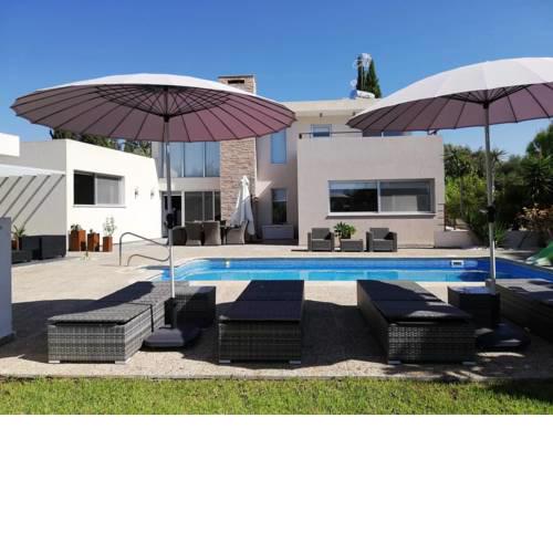 Golden Sun Villa