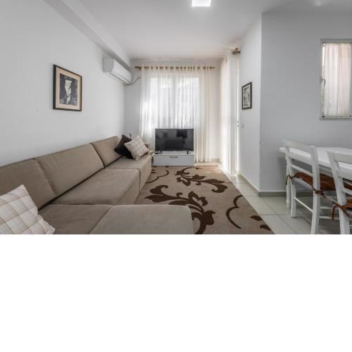 Golem Beach Apartment, 40m from the sea