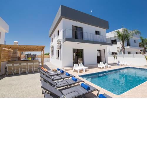 Golf Villa