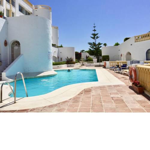 Golfers Dream, EL GREEN MIJAS GOLF 6 pers with private garden by Solrentspain