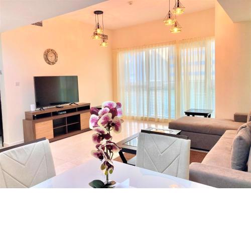 Gorgeous 1B with Balcony in Business Bay