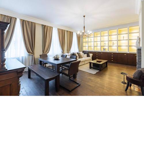 GORGEOUS APARTMENT IN CALM DISTRICT AREA