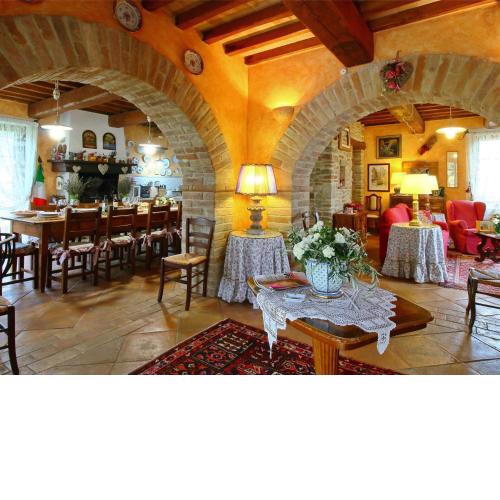 Gorgeous Holiday Home in Collazzone with Sauna