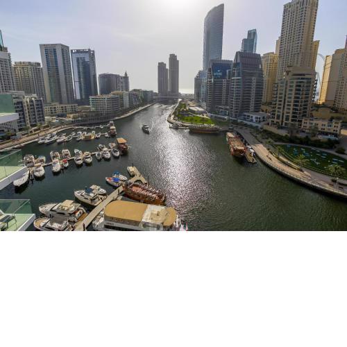 Gorgeous Marina views - Luxury Dubai Apartment