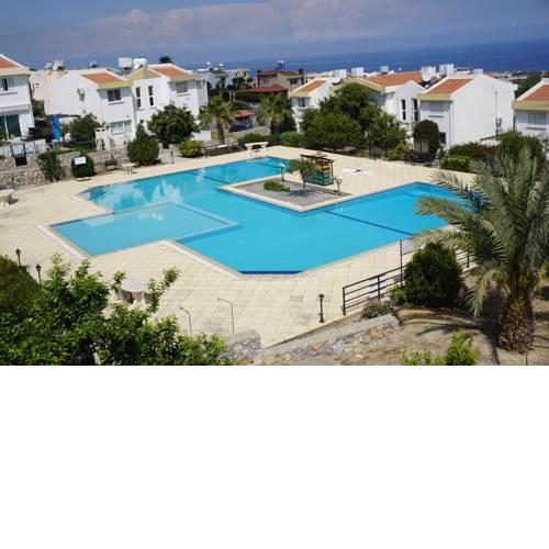 Gorgeous view. Sea, pool & mountain view . Catalkoy / Girne