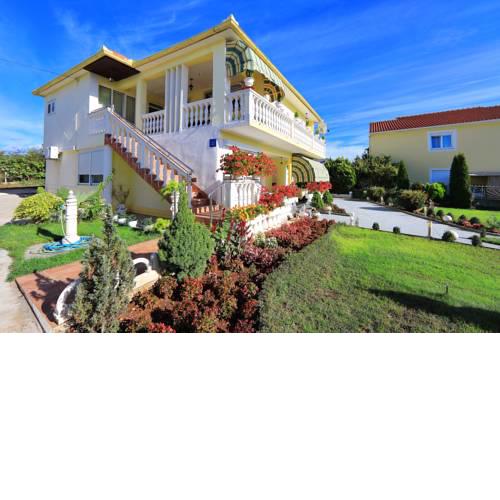 Grand Apartment Lenkic