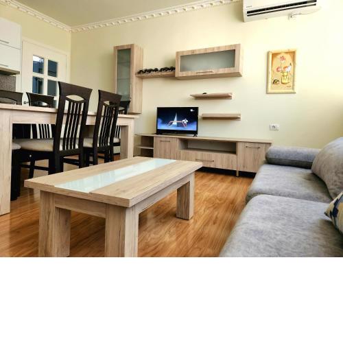 Grand Deluxe APT by Perandori