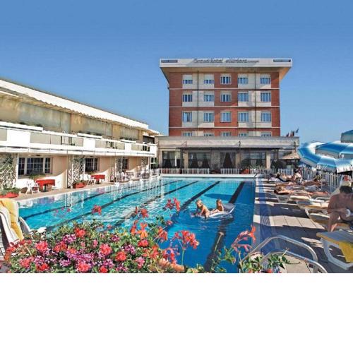 Grand Hotel & Riviera