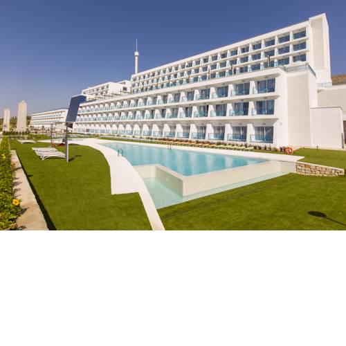 Grand Luxor Hotel - Terra Mítica Park Included