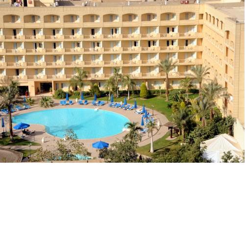 Grand Pyramids Hotel