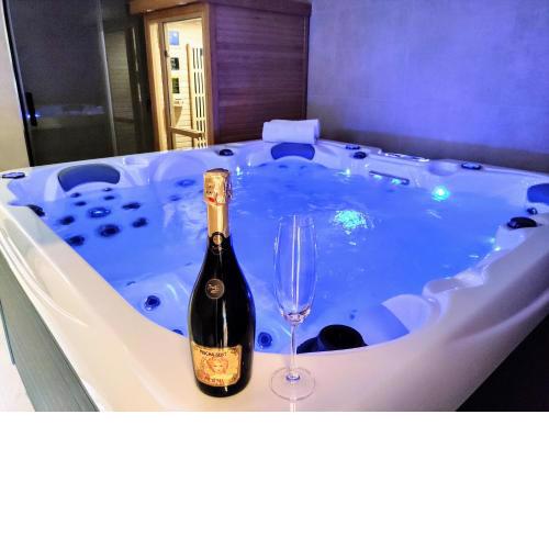 GRAND SPA Harrachov - Wellness Luxury Apartments in the center of Harrachov with a private whirlpool, kitchen, sauna and terrace