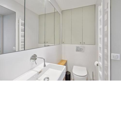 Grand studio moderne pour 2 personnes à Paris by Weekome
