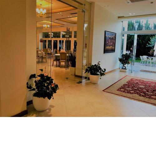 Grand White City Hotel