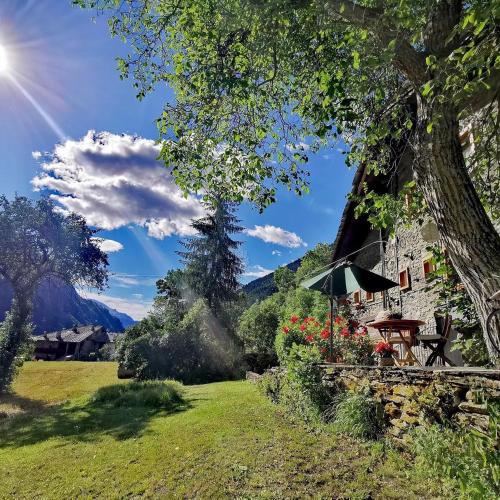 Grange Epiney Bed e Breakfast