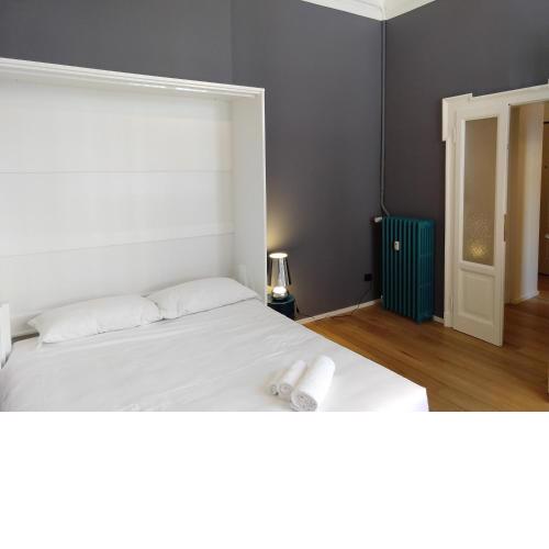 Gray design suite in casa epoca Isola Garibaldi