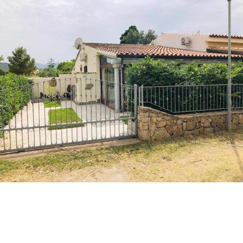 Grazioso Bilocale indipendente a San Teodoro