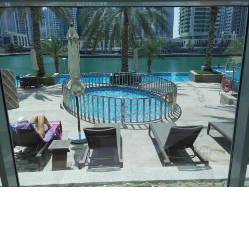 Great 2 bedroom in Marina