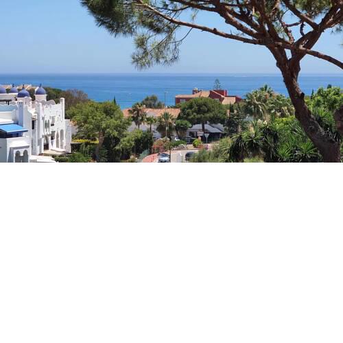 Great Townhouse With Sea Views and Garden