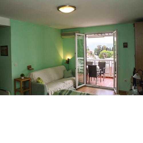 Green Apartment in City Center