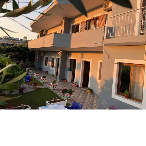 Green Garden Villa
