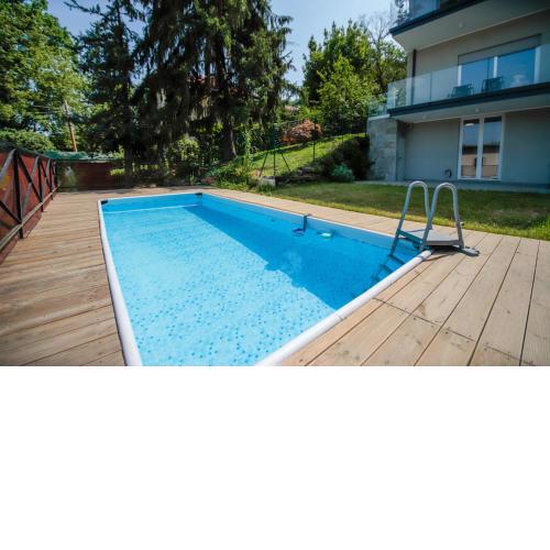 GREEN POOL HOUSE SASSI