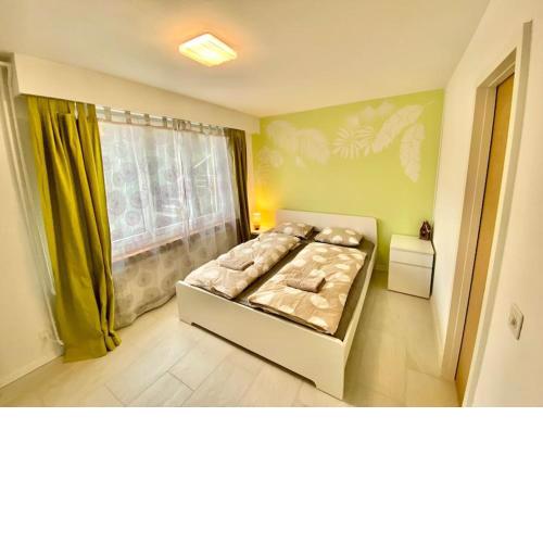Green Sun - a cozy apartment close to the airport